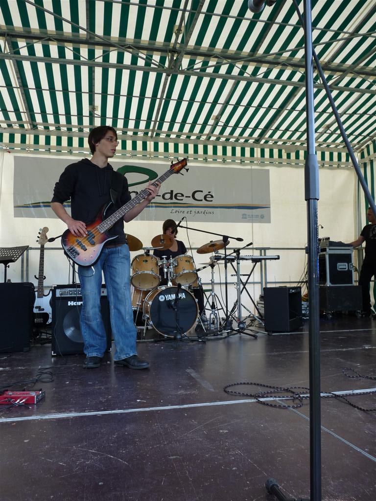 p1000752