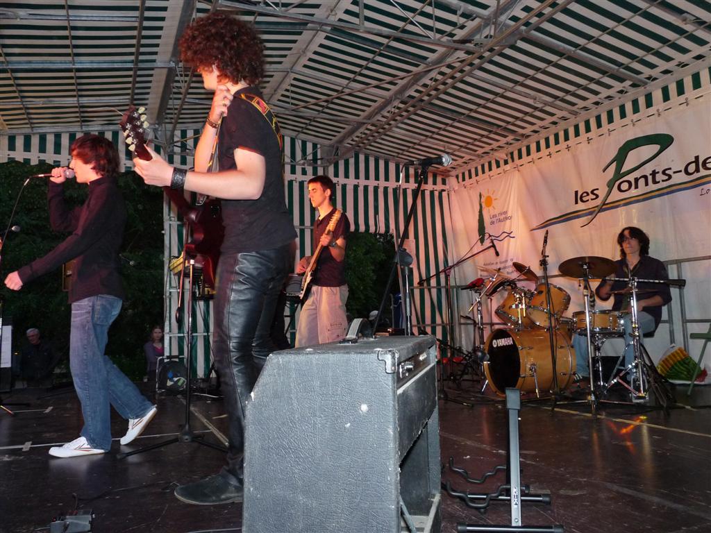 p1000859
