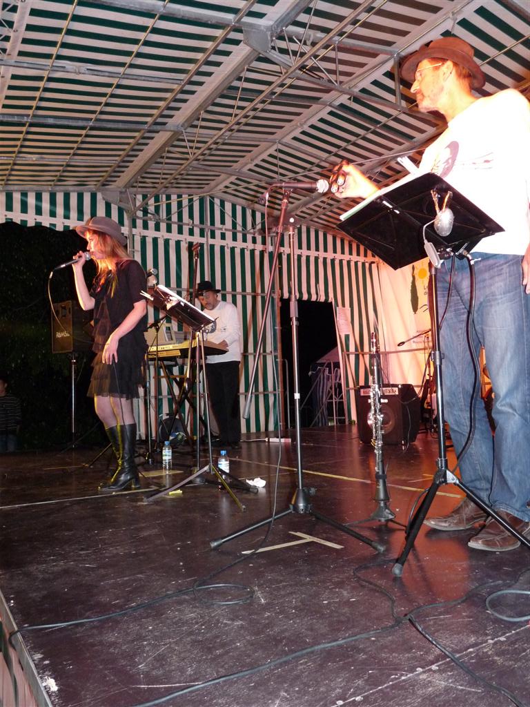 p1000910