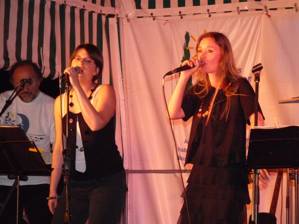 p1000915
